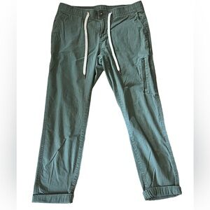 Vuori Olive Tech Pants with Drawstring